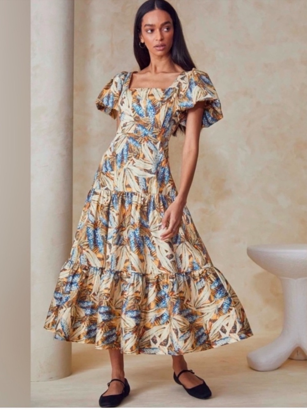 Hunter Bell Dress Cassidy Midi Puff Sleeve in Harvest Blue Pale Yellow Floral